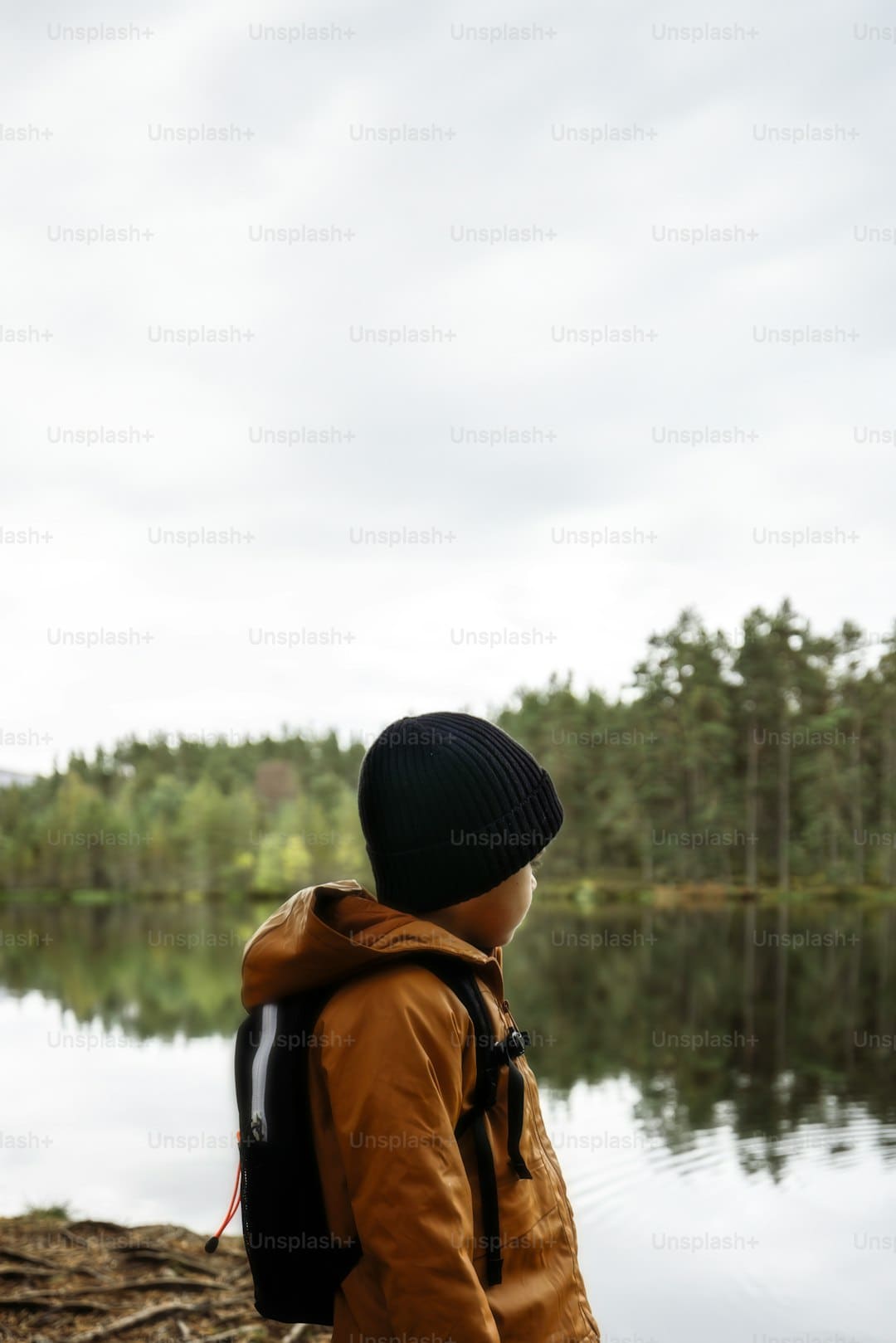 儿子称郑佩佩留下的钱不行治疗费 筹款求助引发重视